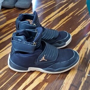 Jordan Men's Black Sneakers